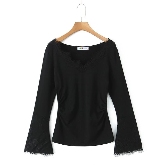 Flared Sleeve V-Neck Lace Tee for Plus Sizes