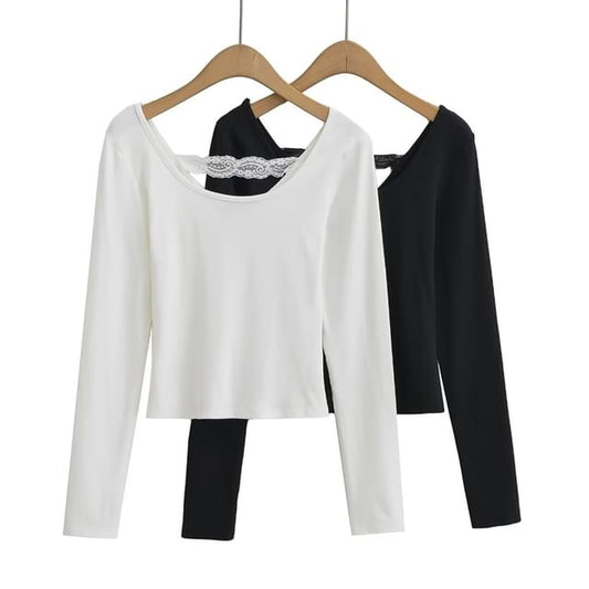 Slim-Fit Scoop Neck Lace Panel Crop Shirt