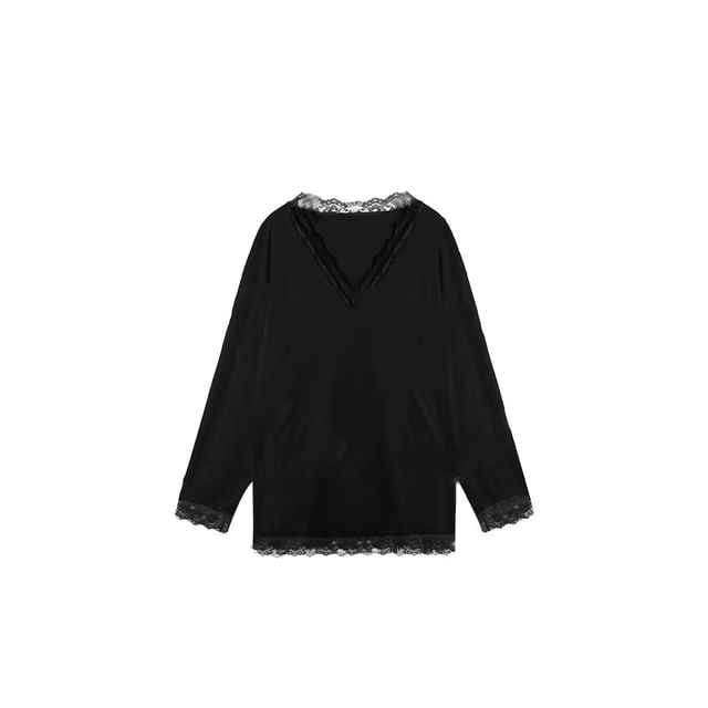 Lace-Trimmed V-Neck Long Sleeve Tee
