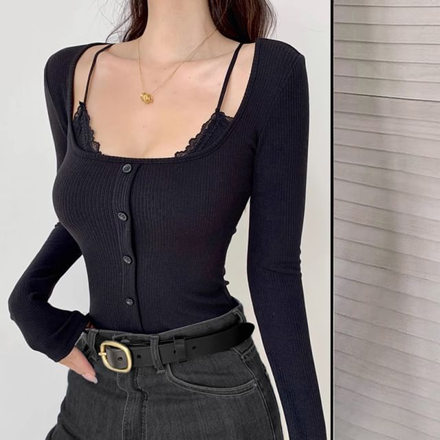 Scoop Neck Lace-Trimmed Tee with Long Sleeves
