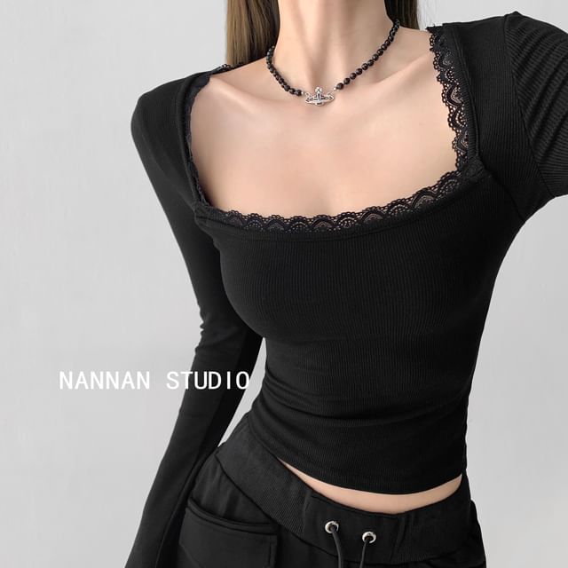 Square Neck Lace-Trimmed Cotton Tee