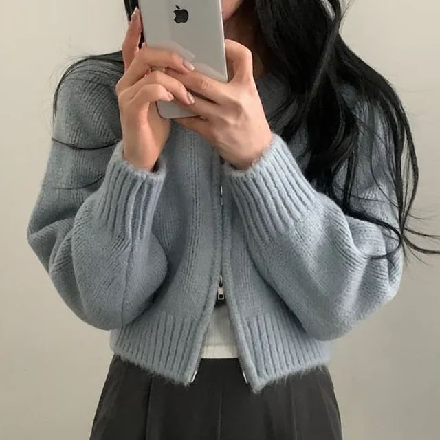 Round Neck Zip Plain Cardigan
