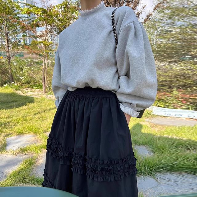 Lace Trim Sweatshirt with Frill Maxi A-Line Skirt