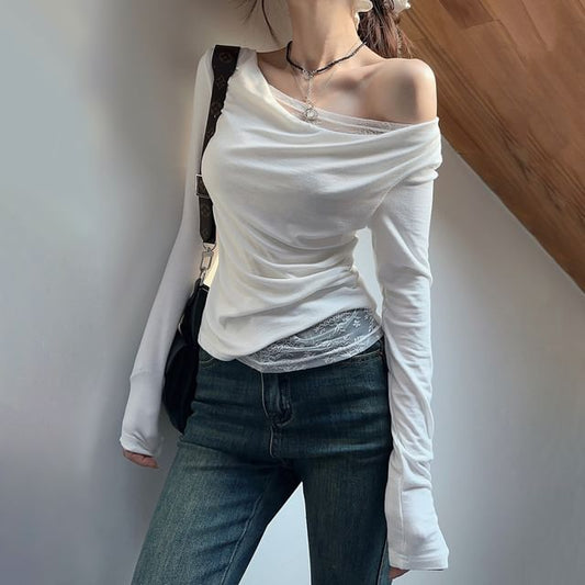 One-Shoulder Asymmetrical Lace Panel Top