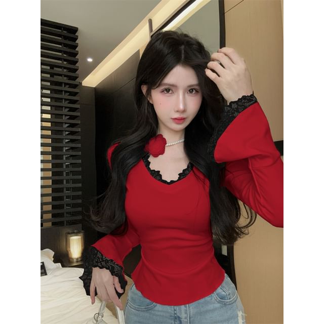 Lace-Trimmed V-Neck Long Sleeve T-Shirt