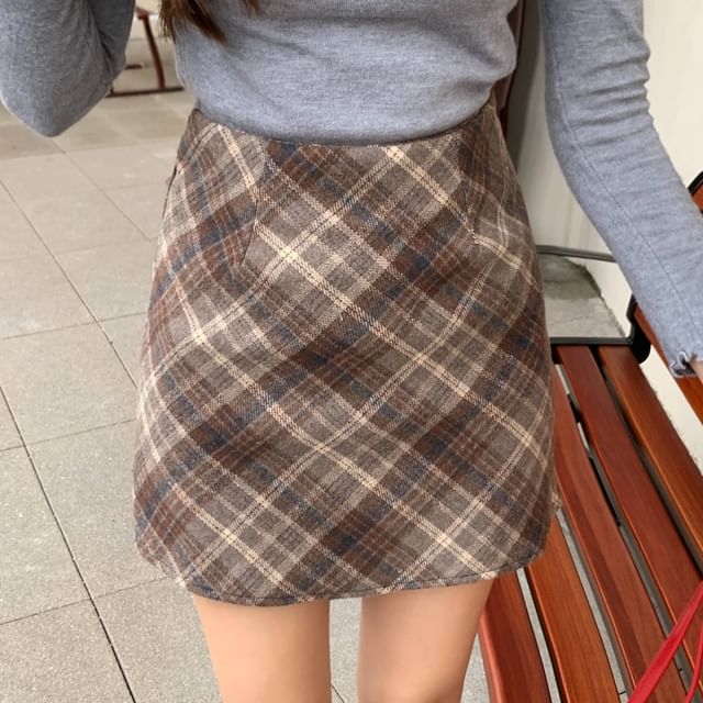 Plaid Mini Skirt - High Rise