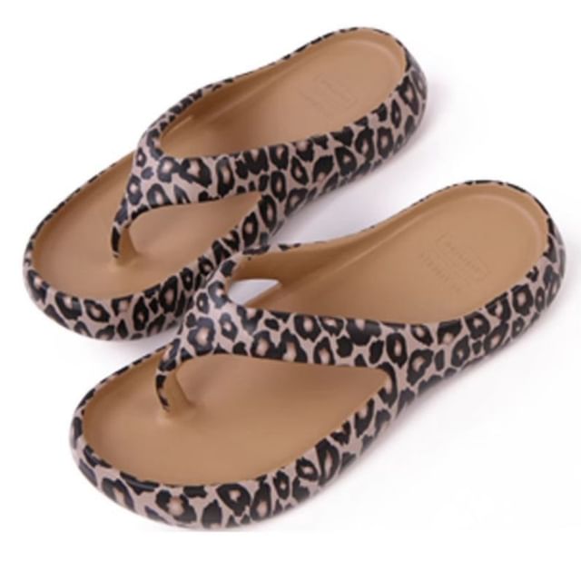 Leopard Print Platform Thong Sandals