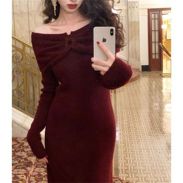 Off Shoulder Ribbed Knit A-Line Maxi Dress