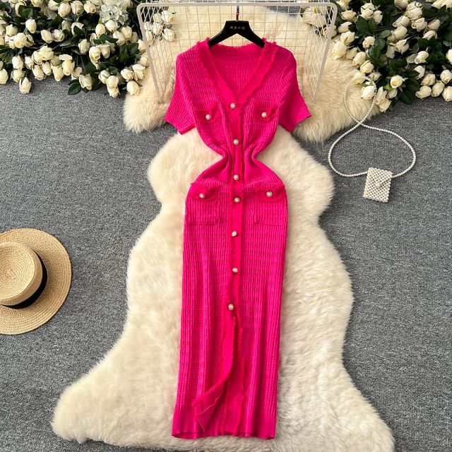 Short Sleeve V-Neck Knit Sheath Dress with Fray Pearl Buttons