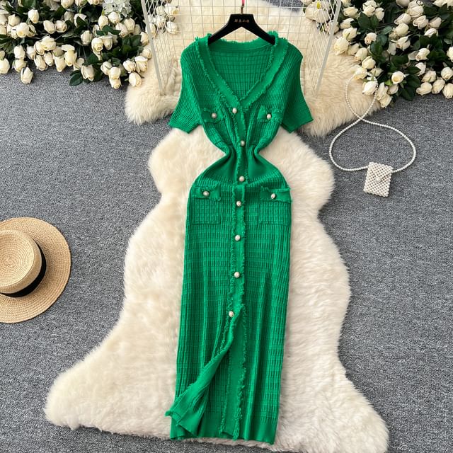 Short Sleeve V-Neck Knit Sheath Dress with Fray Pearl Buttons