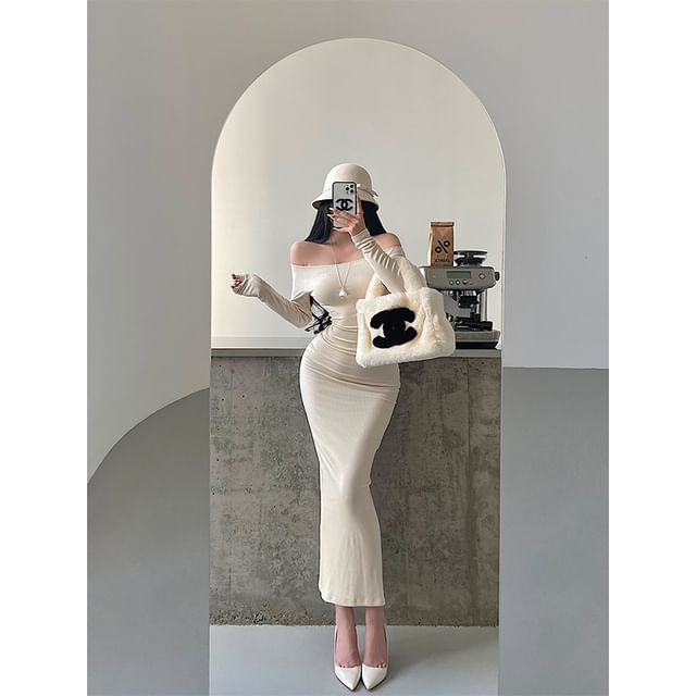 Off-Shoulder Long-Sleeved Plain Maxi Sheath Dress