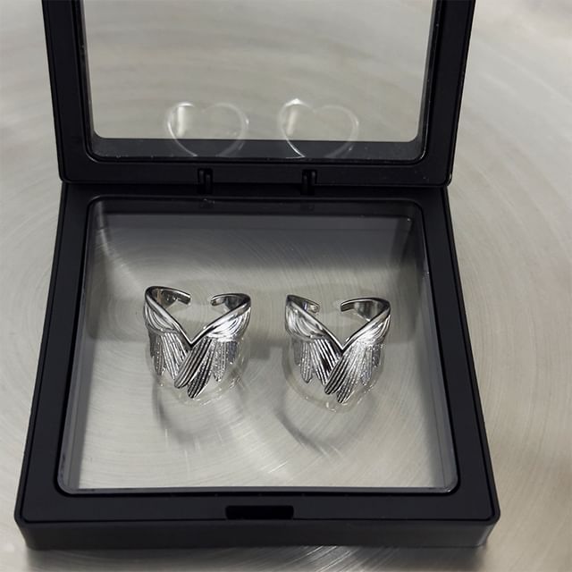 Embossed Open Ring