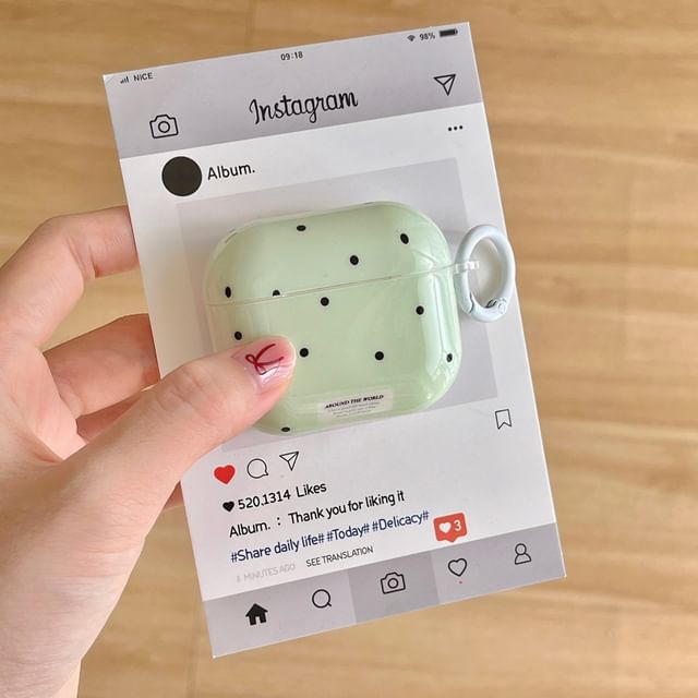 Polka Dot AirPods / Pro Earphone Case Skin