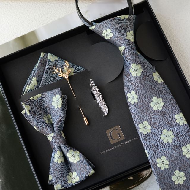 Set: Striped Tie + Tie Clip + Lapel Pin + Pocket Square
