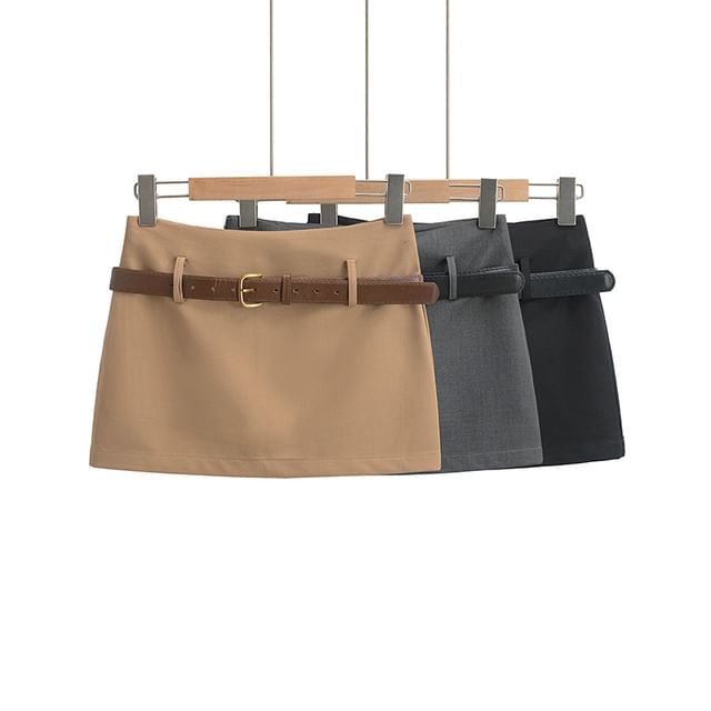 Elevated Waist Classic Pencil Skirt Ensemble with Cinch Belt
