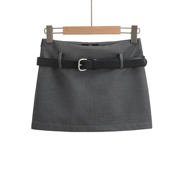 Elevated Waist Classic Pencil Skirt Ensemble with Cinch Belt