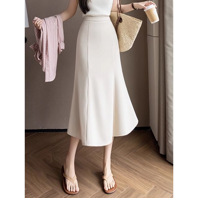 Elevated Waist Smooth Mermaid Midi Skirt