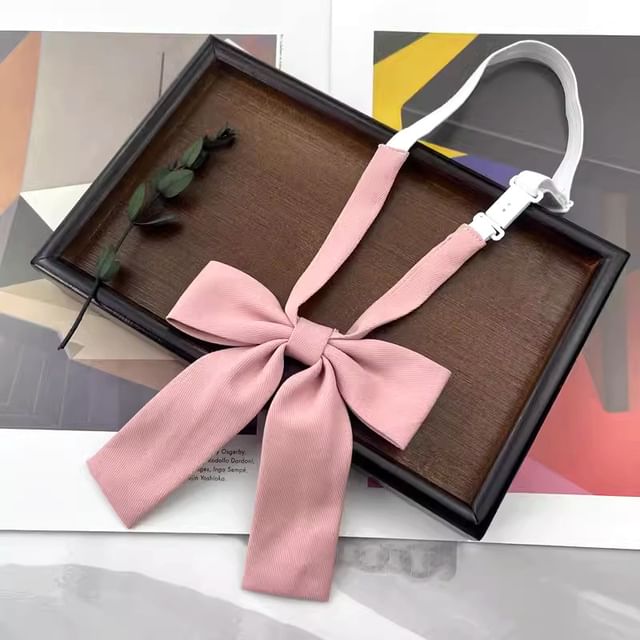 Plain Bowtie