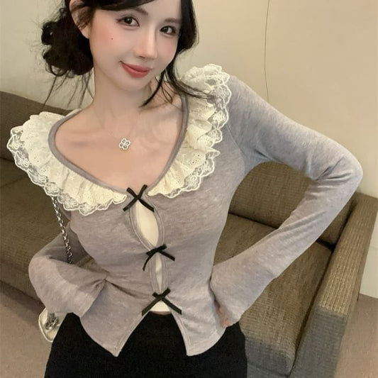 Mock Two-Piece Lace Trim V-Neck Long-Sleeved Top