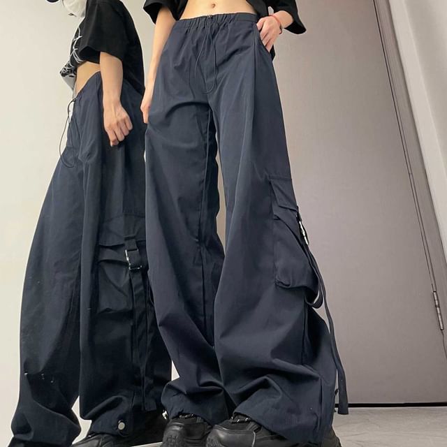 Drawstring Waist Plain Cargo Baggy Pants