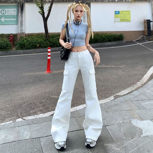 Mid Rise Plain Bootcut Cargo Pants