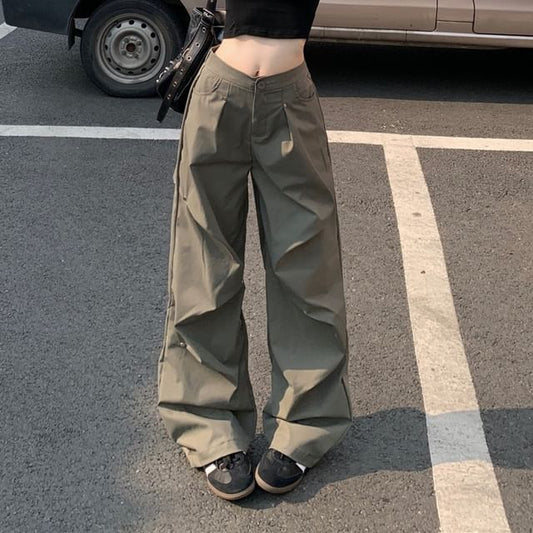 Mid Rise Plain Studded Baggy Cargo Pants