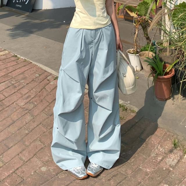 Mid Rise Plain Studded Baggy Cargo Pants