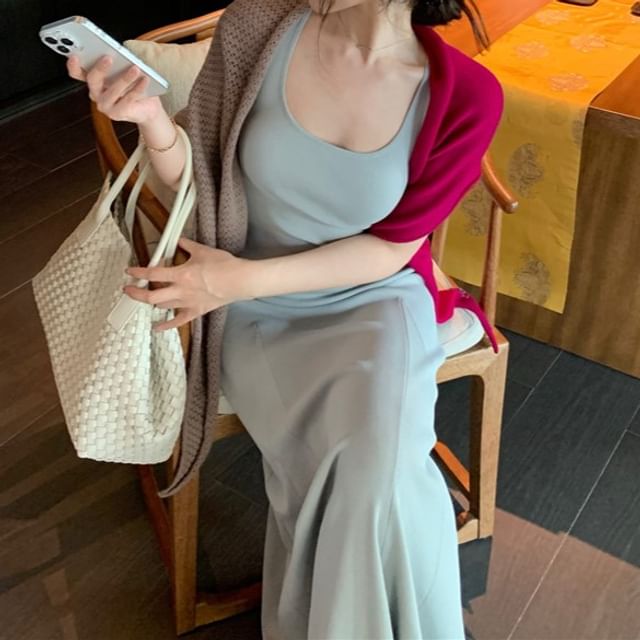 Scoop Neck A-Line Maxi Dress - Sleeveless Plain