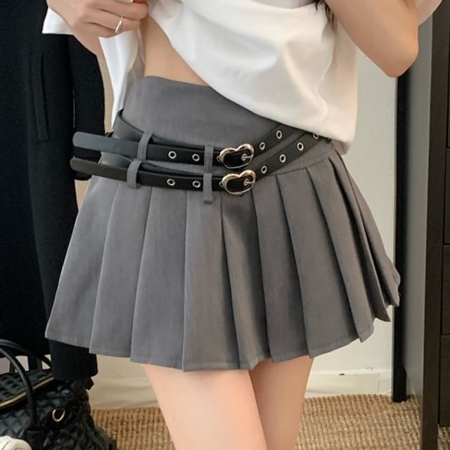 Double-Belted High-Waist Pleated Mini Skirt with Chic Detail