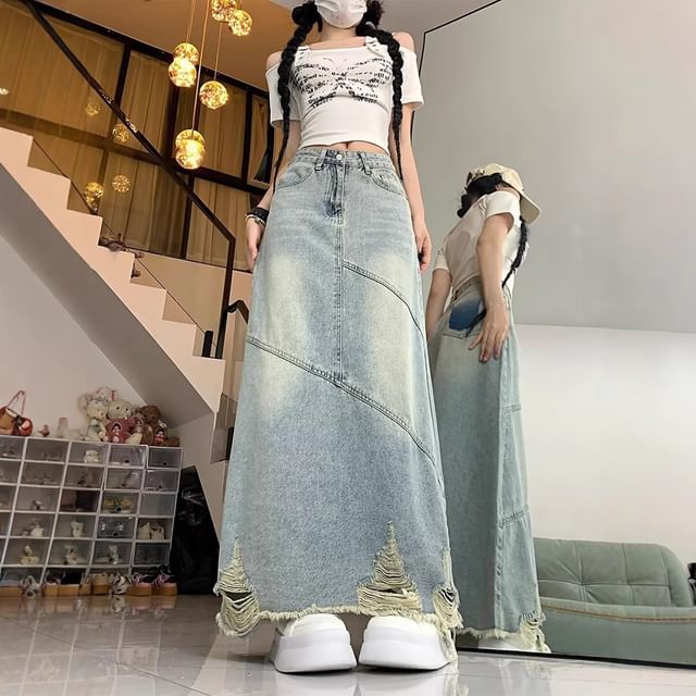 Distressed Denim Maxi Skirt with Frayed Hem