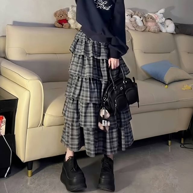 Tiered Midi Skirt with Plaid Pattern and High Rise