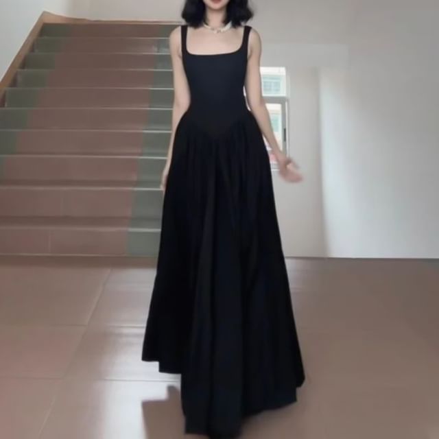 A-Line Maxi Dress - Spaghetti Strap Plain