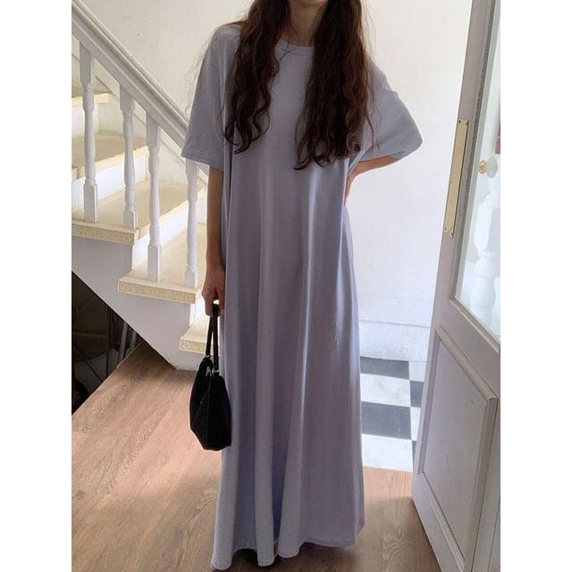 T-Shirt A-Line Maxi Dress - Elbow Sleeve Crewneck