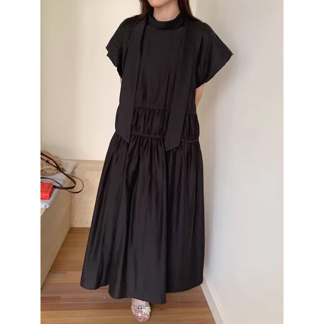 Mock Neck A-Line Maxi Dress - Short Sleeve Plain