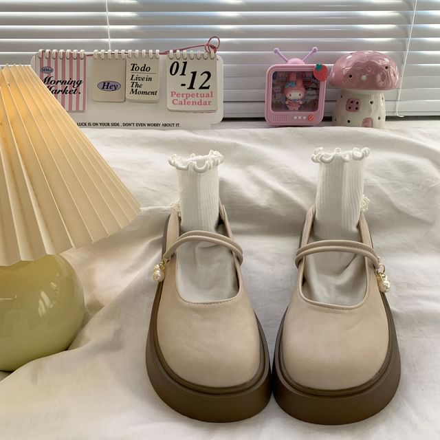 Faux Pearl Platform Mary Jane Shoes
