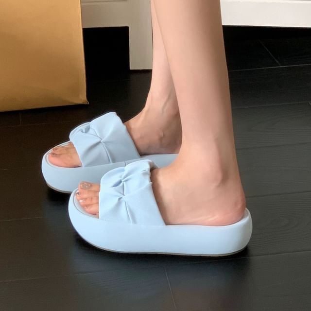 Plain Ruched Platform Slide Sandals