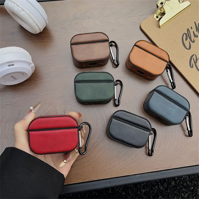 Set: Faux Leather AirPods Earphone Case Protection Cover + Carabiner Clip