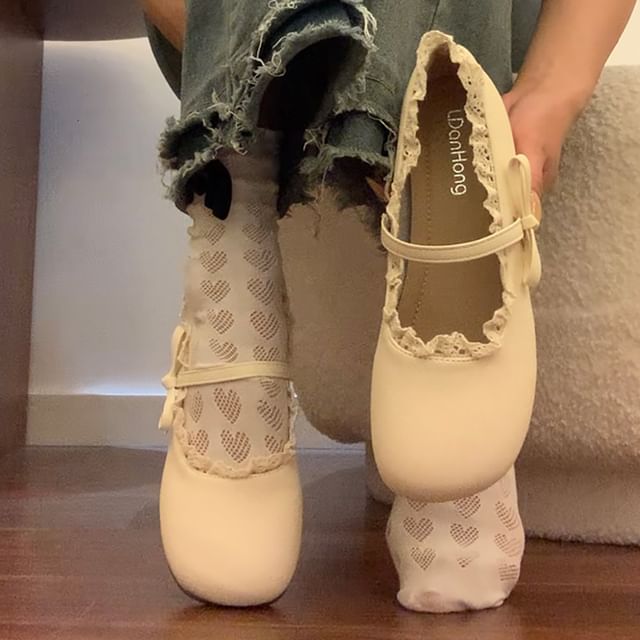 Lace Ruffle Mary Jane Shoes