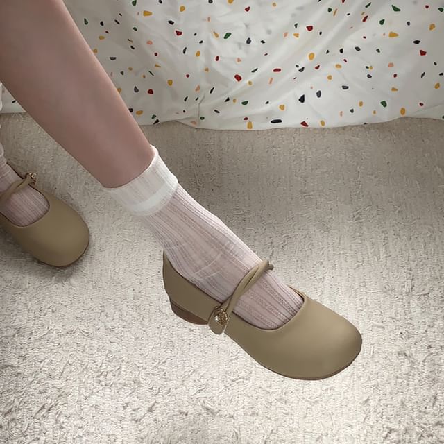 Twisted Strap Mary Jane Shoes