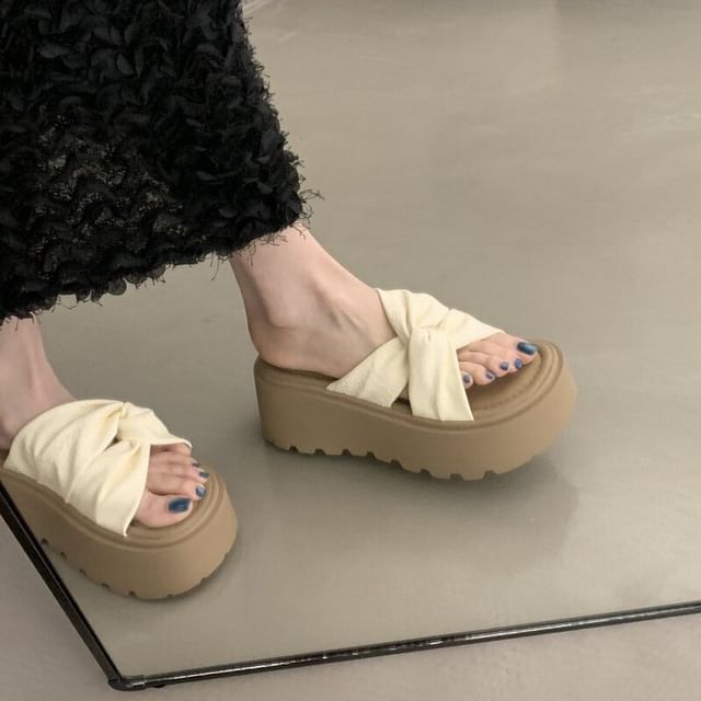 Twisted Platform Slide Sandals