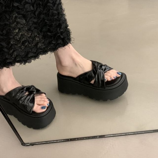 Twisted Platform Slide Sandals