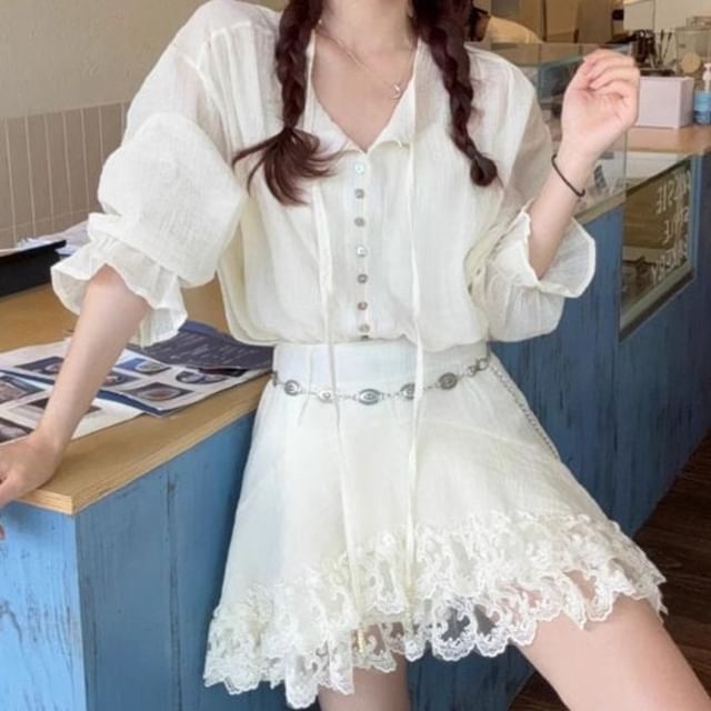 Tie Neck Blouse & Lace Trim Mini Skirt Set