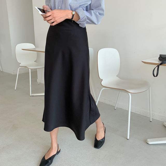 Classic Midi A-Line Skirt - High Waist