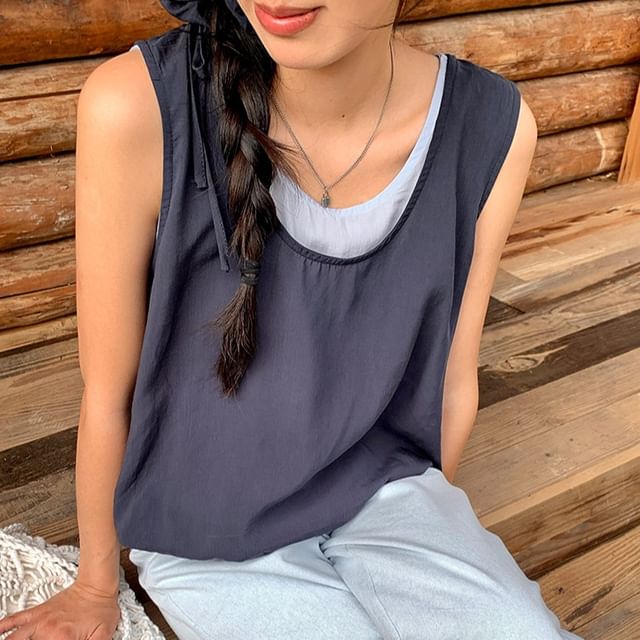 Two-Tone Mock Two-Piece Tank
