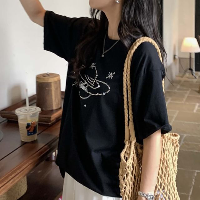 Rhinestone Crewneck Short-Sleeved Tee