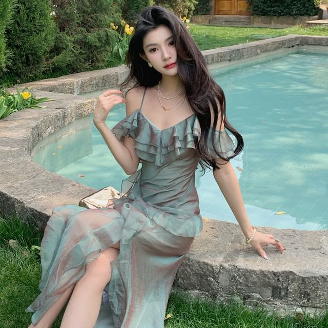 Black Cap-Sleeve Cold-Shoulder Ruffle Trim Slit Sheath Dress - Altfashion Shop