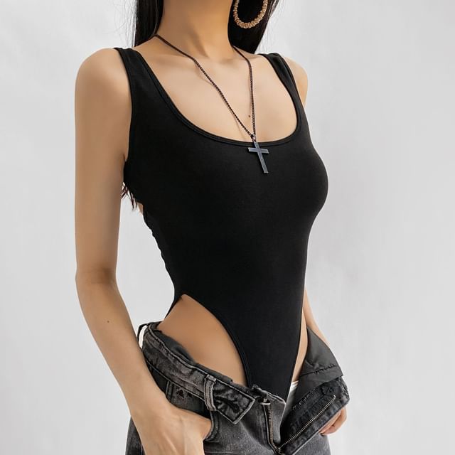 Ribbed Sleeveless Plain Bodysuit Top