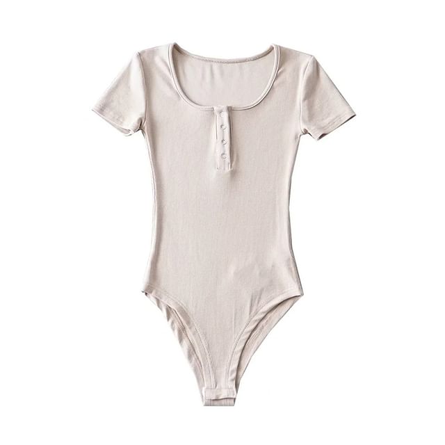 Scoop-Neck Short-Sleeved Plain Bodysuit Top