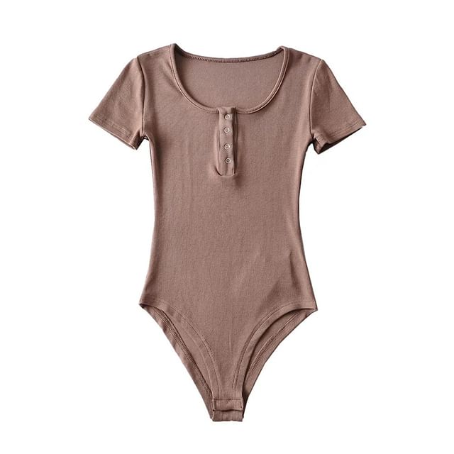 Scoop-Neck Short-Sleeved Plain Bodysuit Top