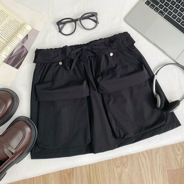 Adjustable Waist Plain A-Line Cargo Mini Skirt